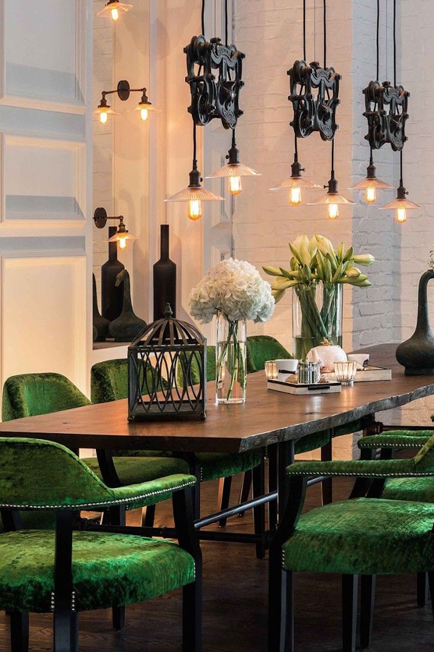 10 Spectacular Modern Dining Room Sets to Inspire You on This Weekend ➤ Discover the season's newest designs and inspirations. Visit us at www.moderndiningtables.net #diningtables #homedecorideas #diningroomideas @ModDiningTables