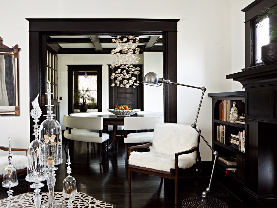 Brilliant Dining Area Ideas By Jessica Helgerson | www.bocadolobo.com #moderndiningtables #tables #diningrooms #thediningroom #diningarea #diningareadesign #interiordesign #topinteriordesigners #famousinteriordesigners #bestinteriordesigners @moderndiningtables