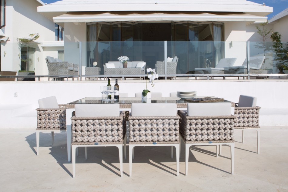 10 Exhibitors You Can’t Miss At ICFF Miami | www.bocadolobo.com #miami #diningroom #thediningroom #moderndiningtables #diningtables #diningareas #designfest #miamidesignfestival #luxurybrands #fendicasa #fendi @moderndiningtables
