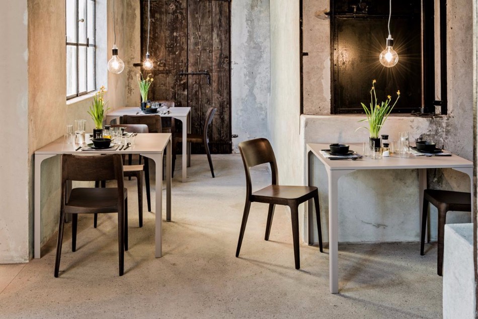 Dining Room to Watch for in 100% Design 2017 | www.bocadolobo.com #moderndiningtables #exclusivedesign #decorex #londondesignfestival #designfest #luxurybrands #interiordesign #london @moderndiningtables