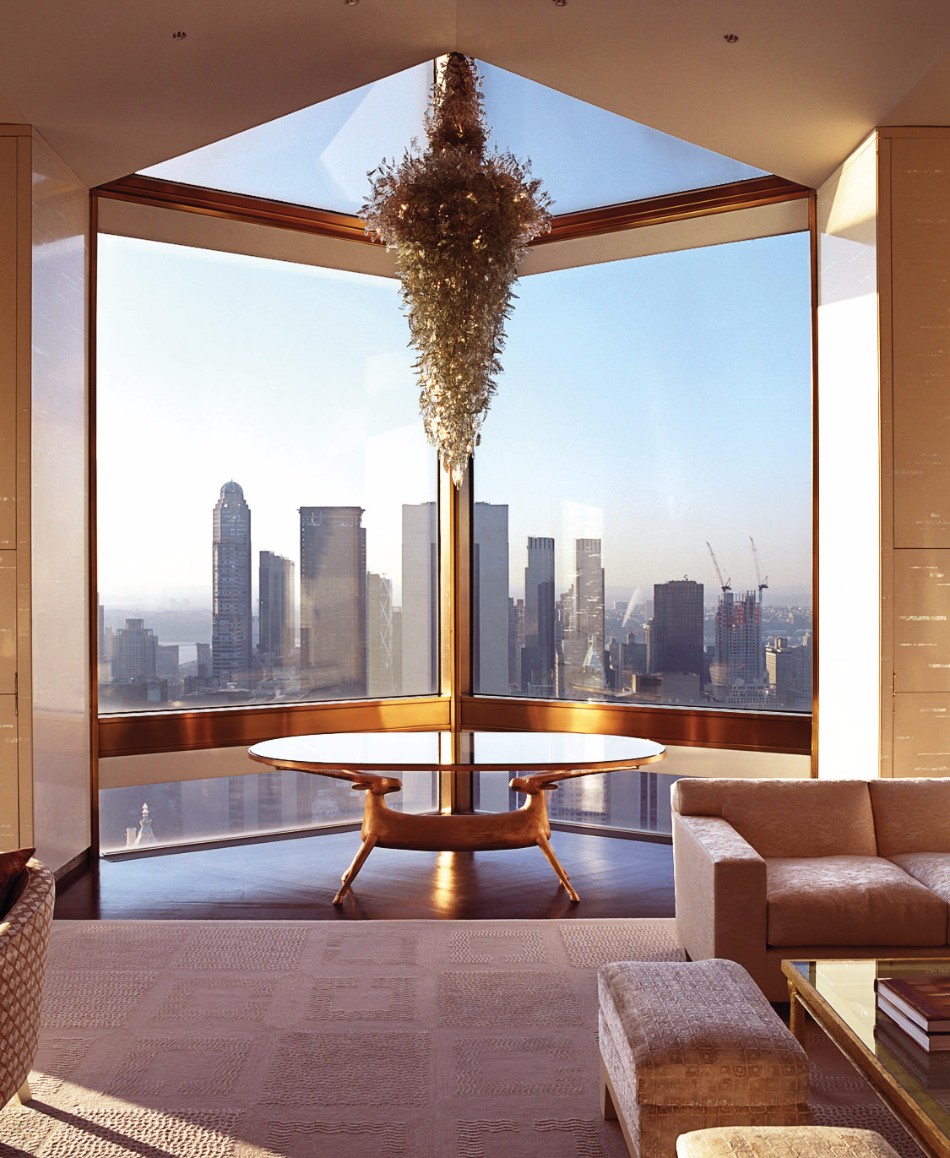 Stunning Dining Areas Designed By Peter Marino | www.bocadolobo.com #petermarino #topinteriordesigners #bestinteriordesigners #interiordesign #interiordesigners #moderndiningtables #diningroom #diningarea #thediningroom #exclusivedesign #luxurytables #usa #newyork @moderndiningtables