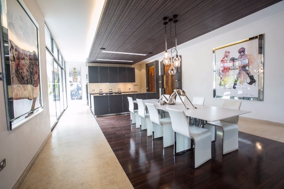 Best Interior Designers Get Inspired by NEAT's Dining Areas | www.bocadolobo.com #topinteriordesigners #moderndiningtables #diningroom #thediningroom #diningareas #interiordesign #exclusivedesign @moderndiningtables