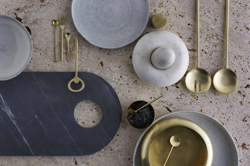 The Stunning Infinitude Collection | www.bocadolobo.com #moderndiningtables #tableset #diningroom #thediningroom #exclusivedesign #luxurypieces @moderndiningtables