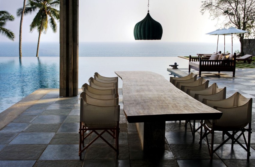 10 Elegant Outdoor Dining Areas To Inspire You This Summer