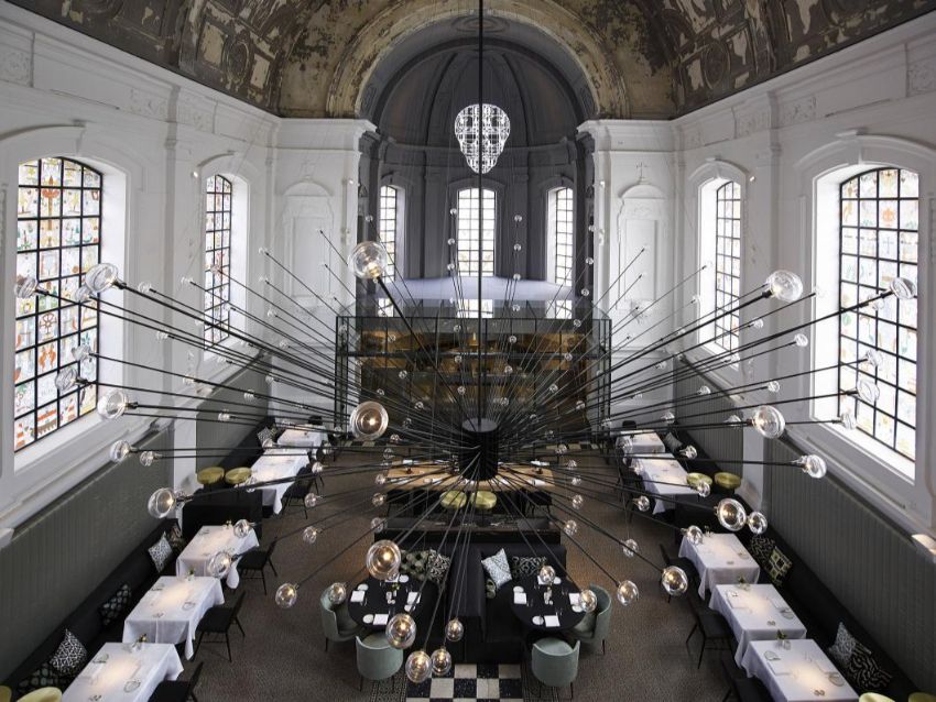 Luxurious Restaurant’s Room Design by Studio Piet Boon