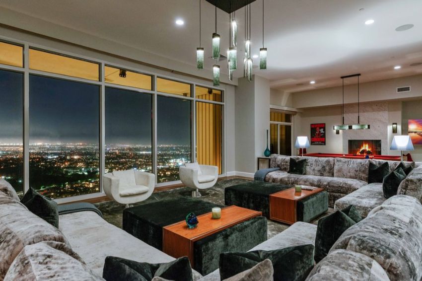 Welcome to Matthew Perry’s Luxury Penthouse (And It Is For Sale!)
